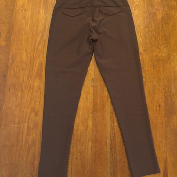 Stylish Brown pants with flex fabric - Picture 2 of 6